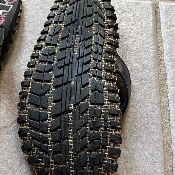 Harley Davidson size 6 flip flops - Picture 6 of 6